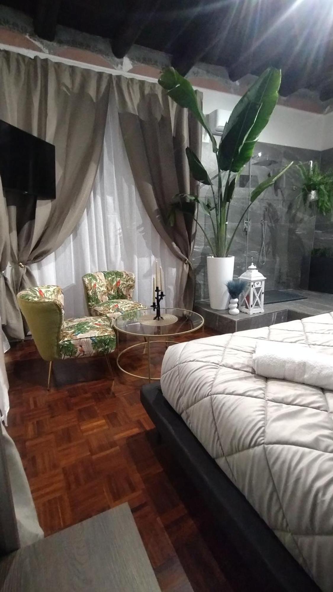 Plebiscito Suite Apartment Napoli Eksteriør bilde